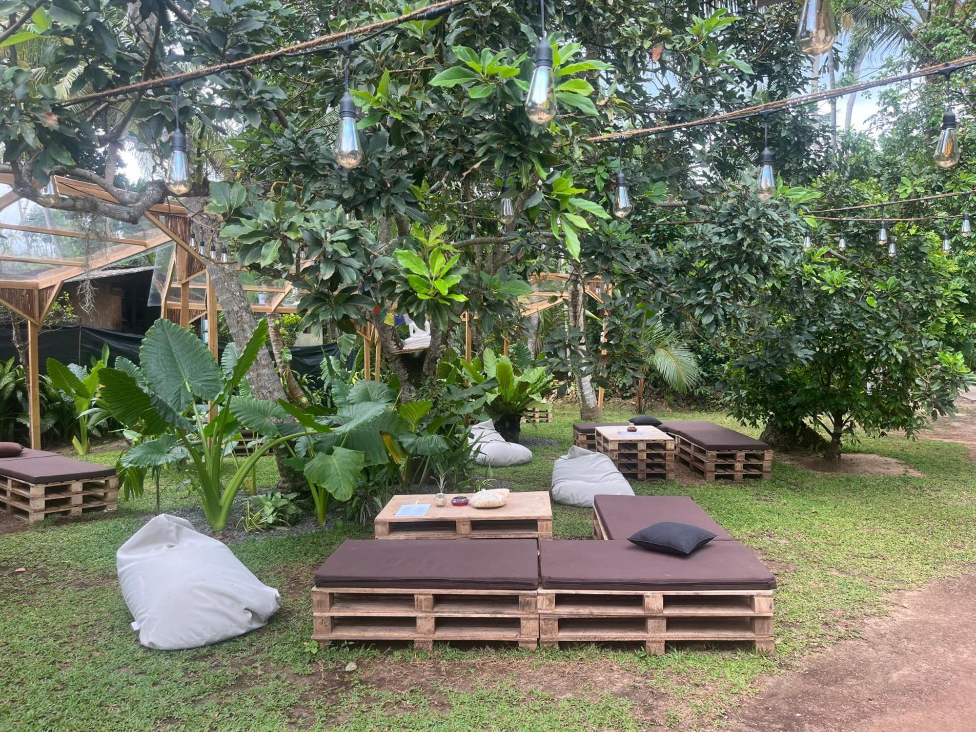 Komorebi Madiha Matara Esterno foto